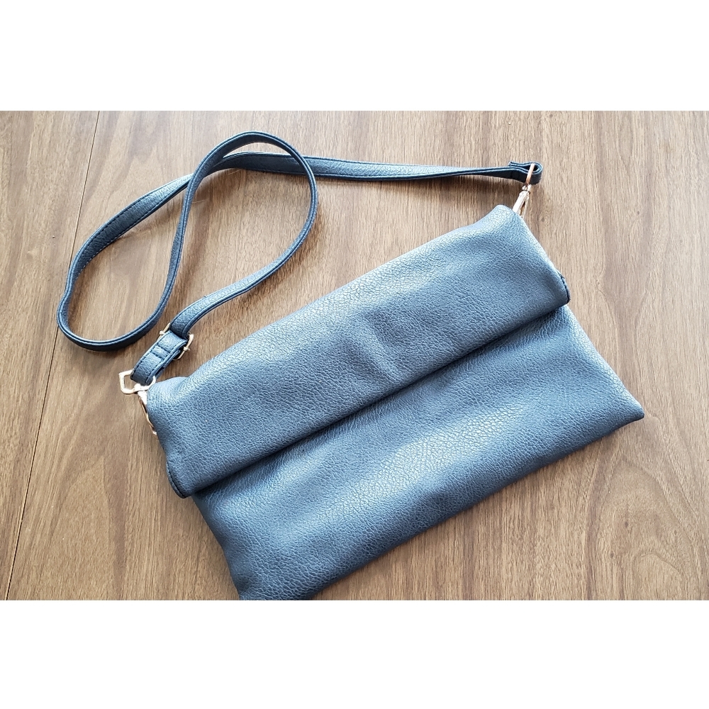 Blue Purse - Picture 2 of 4